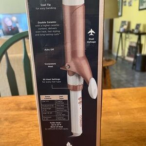 Conair Rose Gold Curling Iron 1  1/2 barrel